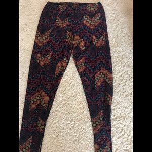 Lularoe Tall and Curvy Leggings
